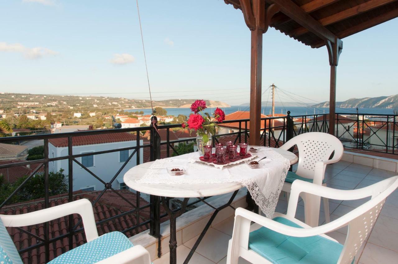 The House Of "Angelina", Magnificent View Of The Sea Apartment Метони Екстериор снимка