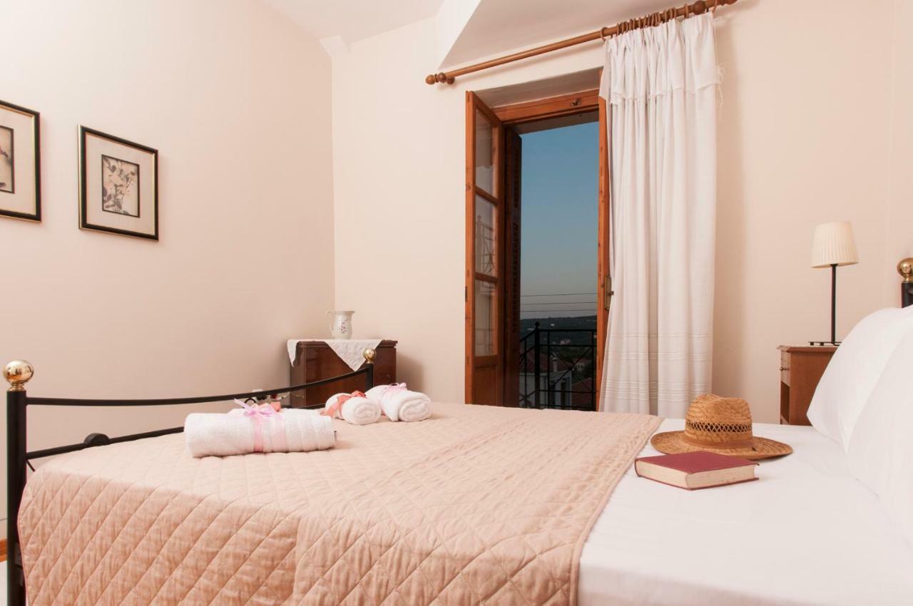 The House Of "Angelina", Magnificent View Of The Sea Apartment Метони Екстериор снимка